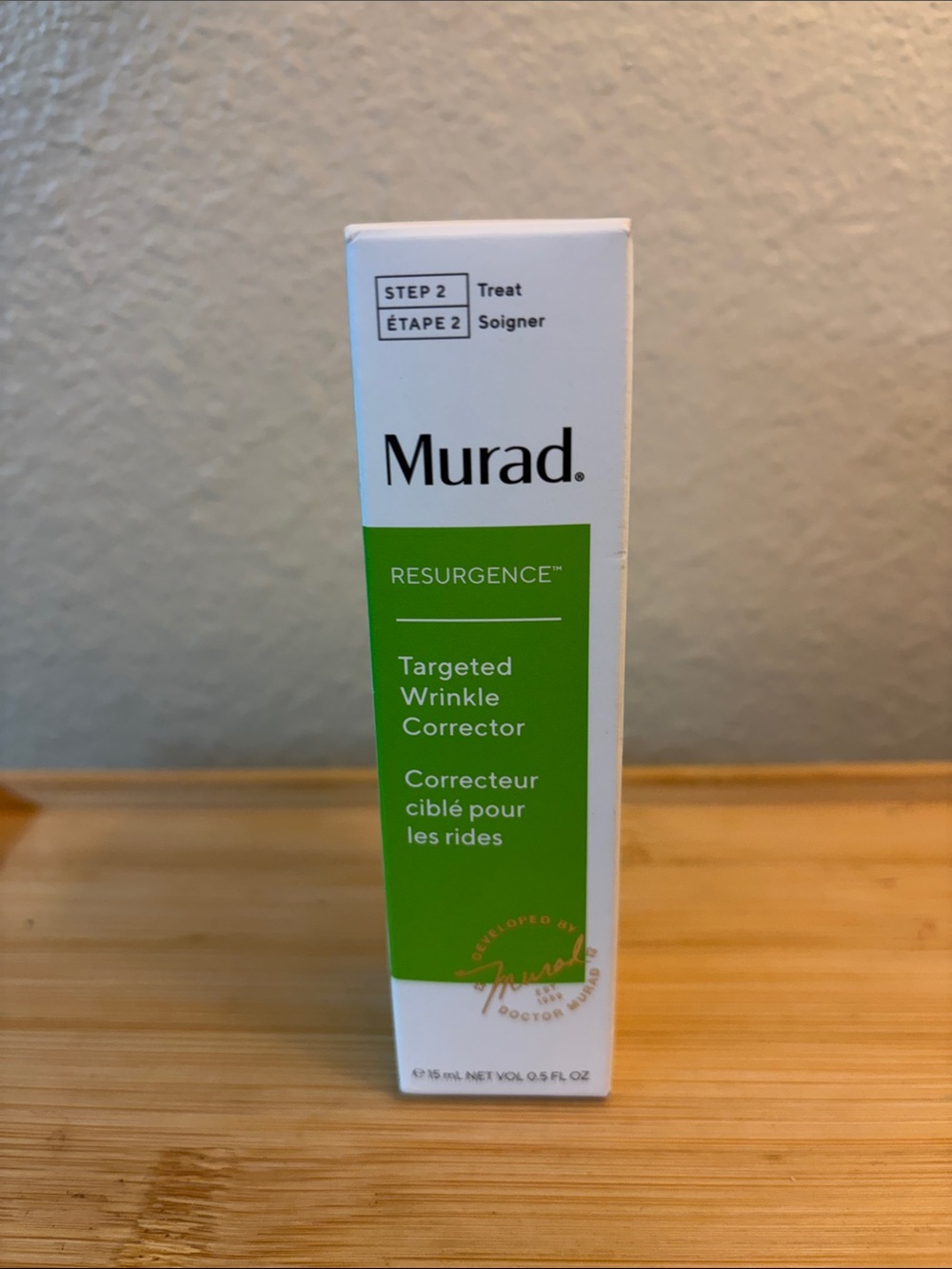 Murad Targeted Wrinkle Corrector - Green & White